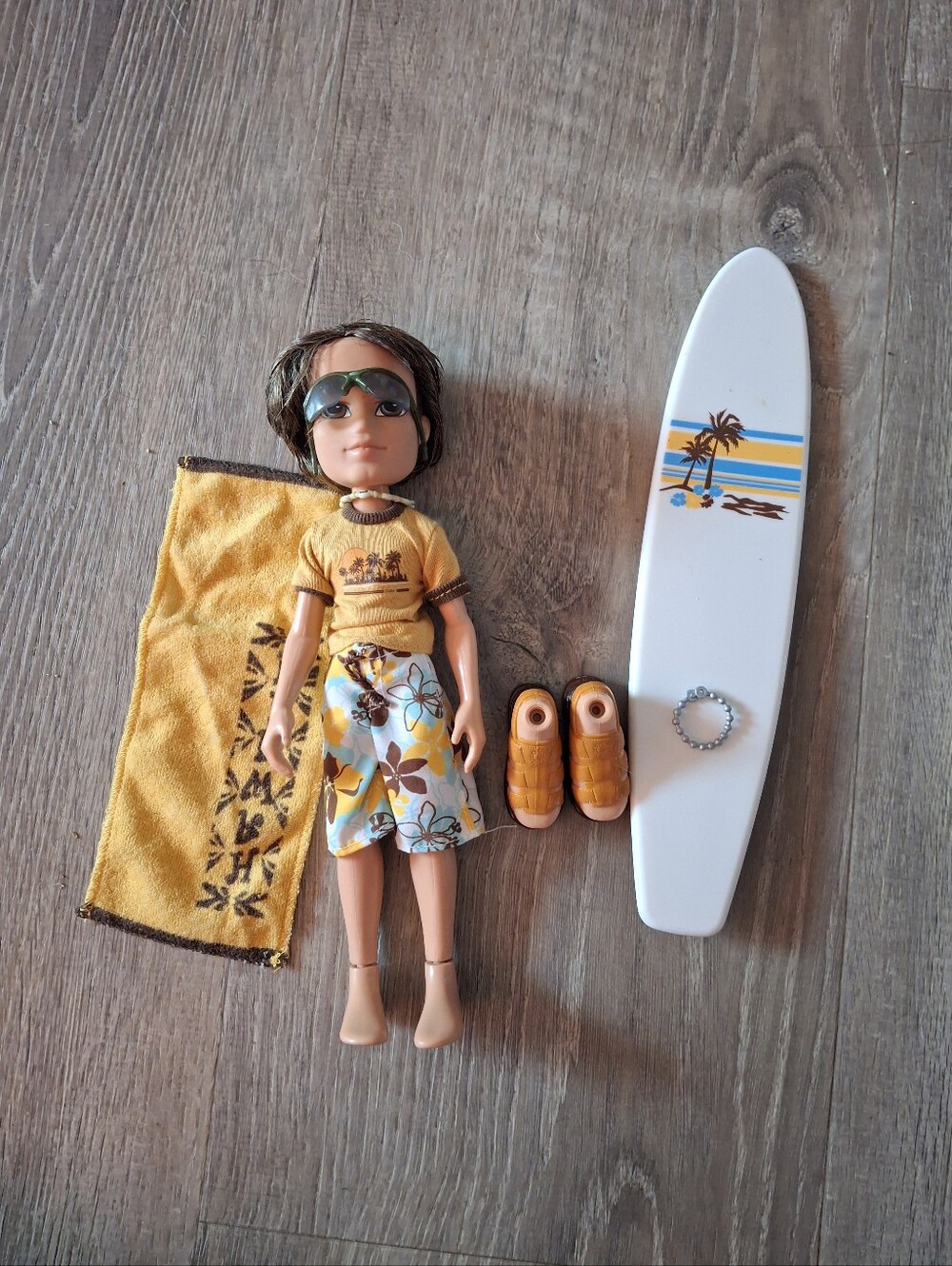 2002 VINTAGE MGA BRATZ CAMERON PASSION FOR FASHION COLLECTIBLE 10" MALE DOLL